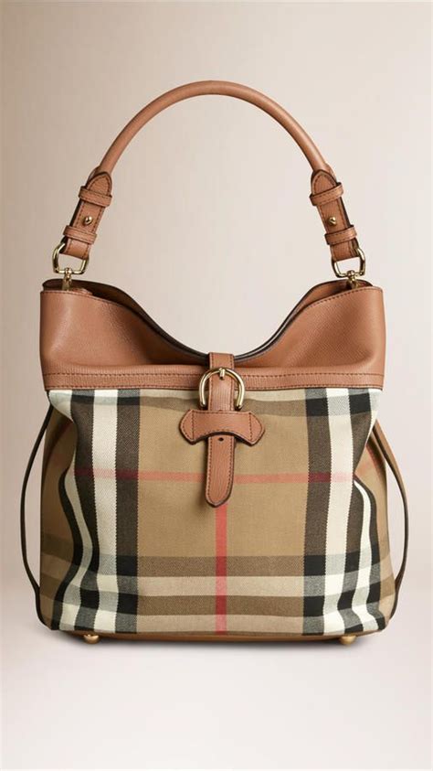 abbigliamento burberry scontato|official burberry website.